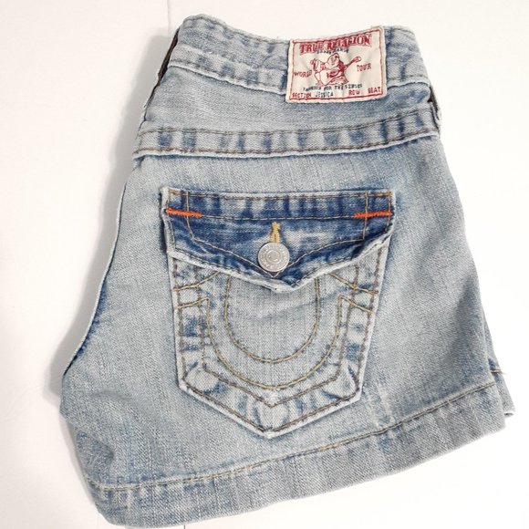 True Religion Pants - 💖True Religion Jessica Denim Shorts Size 27